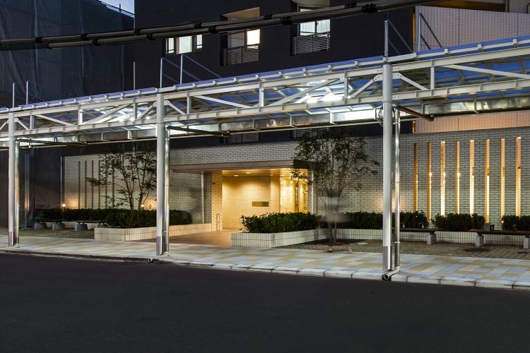 07.アプローチ廻り（夜景）｜ザ・パークハウス豊中