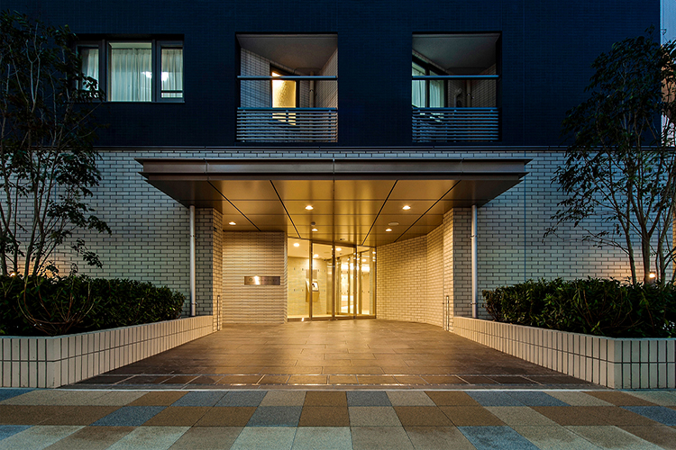 06.アプローチ（夜景）｜ザ・パークハウス豊中